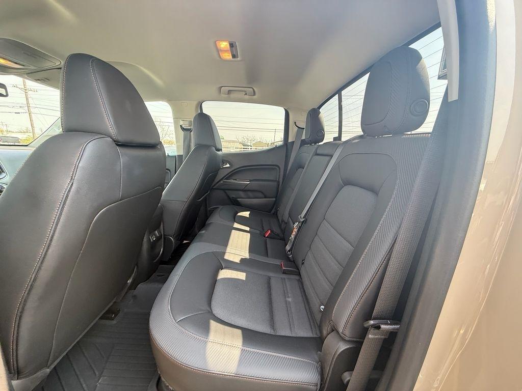 GMC Canyon AT4 Crew Cab w/Cloth 4WD 2021