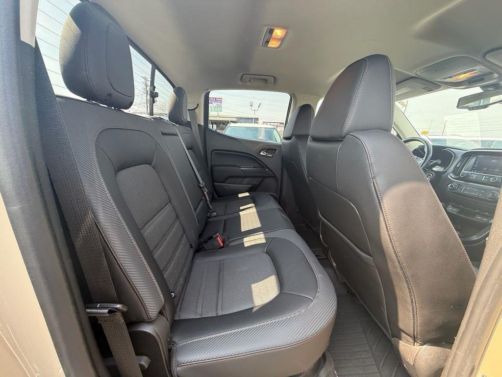 GMC Canyon AT4 Crew Cab w/Cloth 4WD 2021