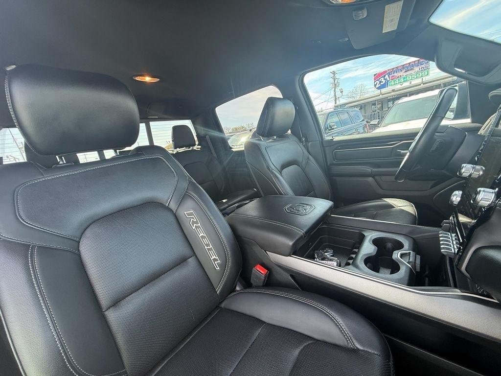 RAM 1500 Rebel Crew Cab SB 4WD 2021