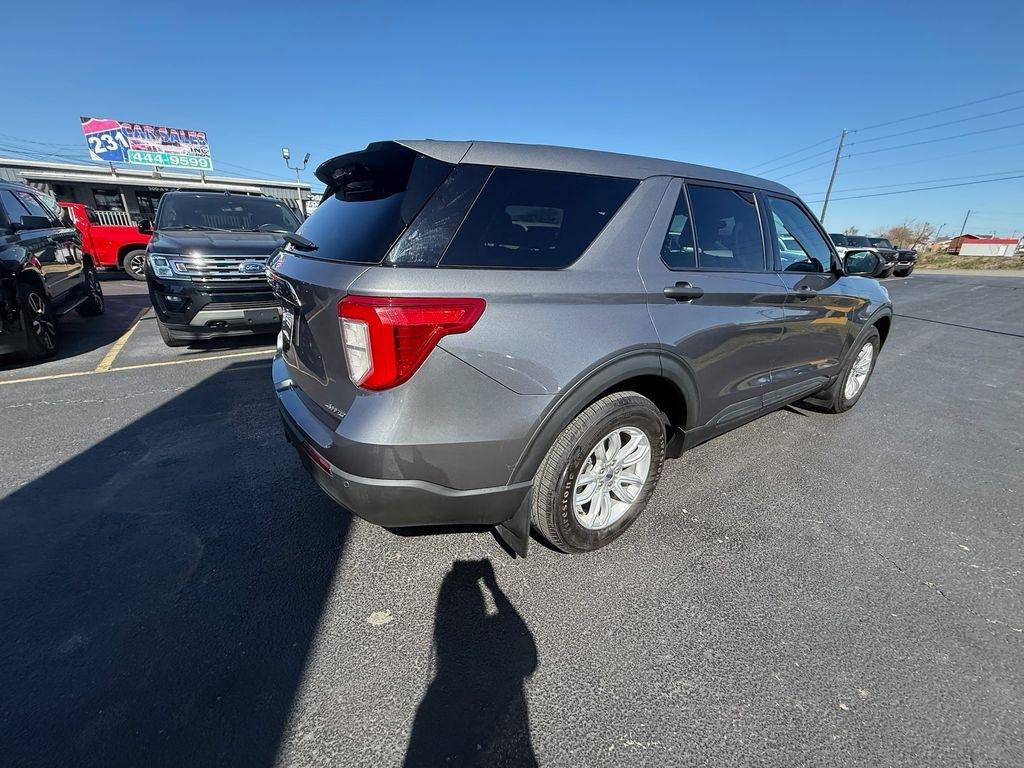 Ford Explorer Base AWD 2021