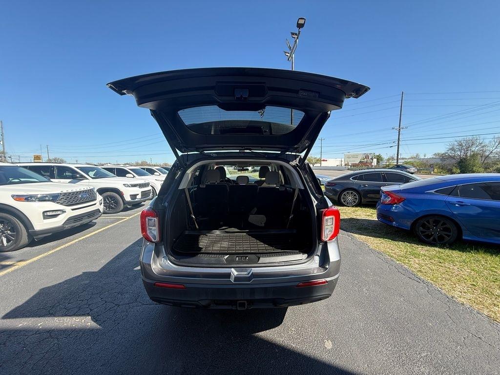 Ford Explorer Base AWD 2021