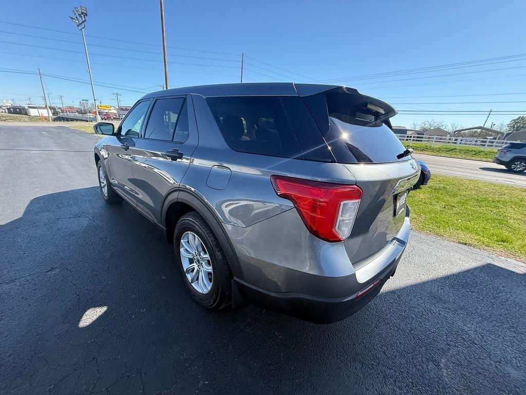 Ford Explorer Base AWD 2021