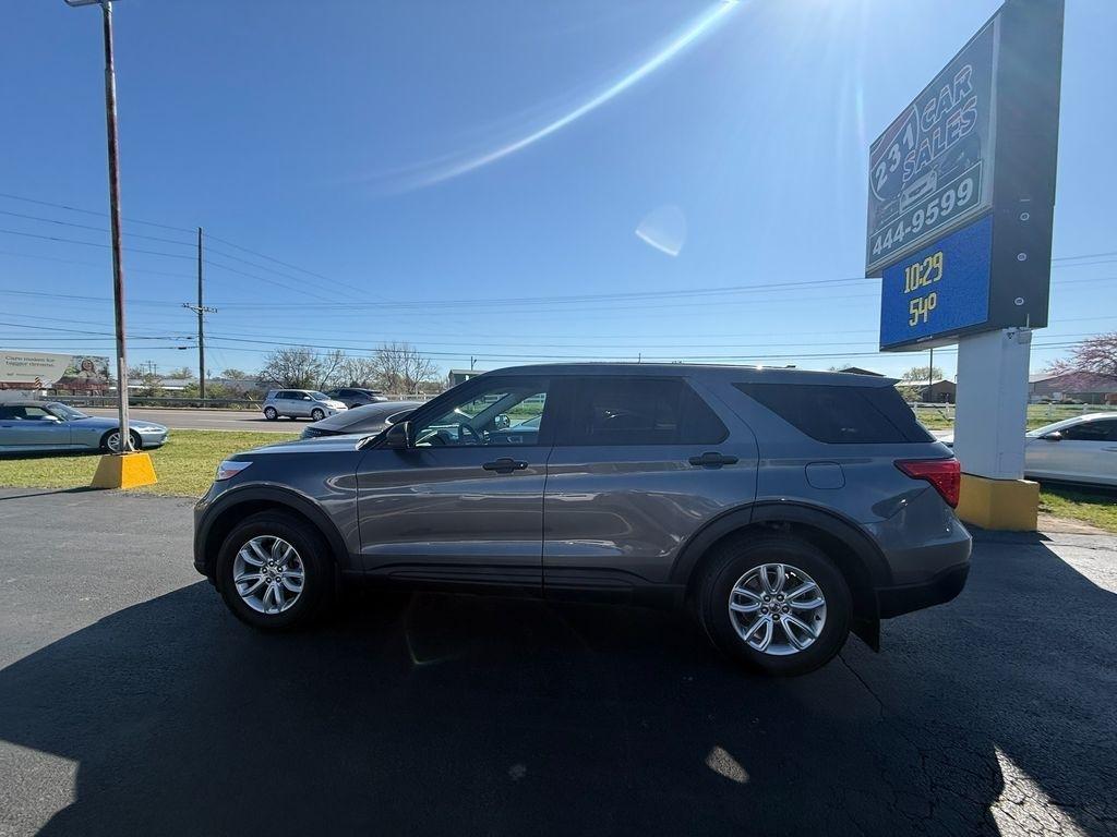 Ford Explorer Base AWD 2021