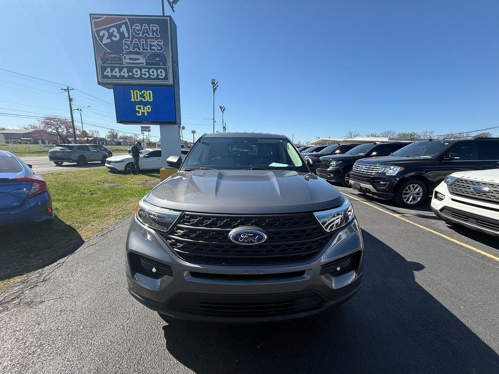 Ford Explorer Base AWD 2021