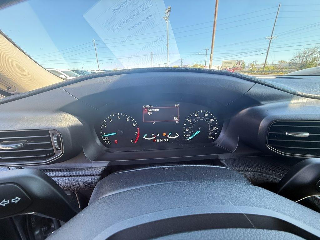 Ford Explorer Base AWD 2021