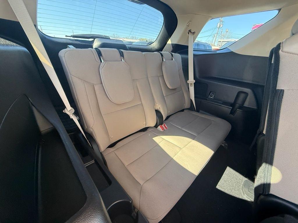 Ford Explorer Base AWD 2021