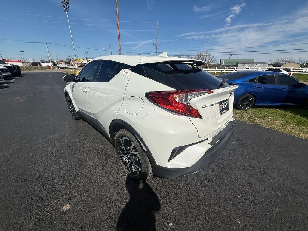 Toyota C-HR XLE 2018