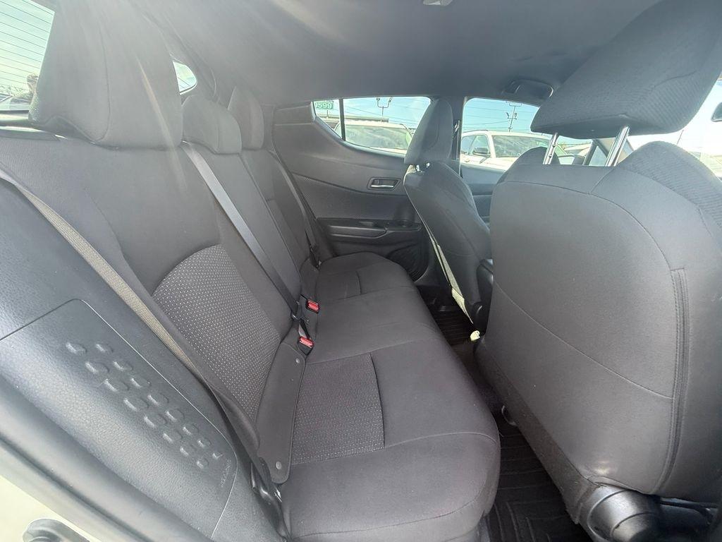 Toyota C-HR XLE 2018