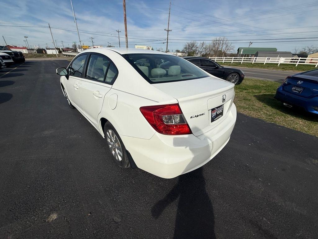 Honda Civic LX Sedan 5-Speed AT 2012