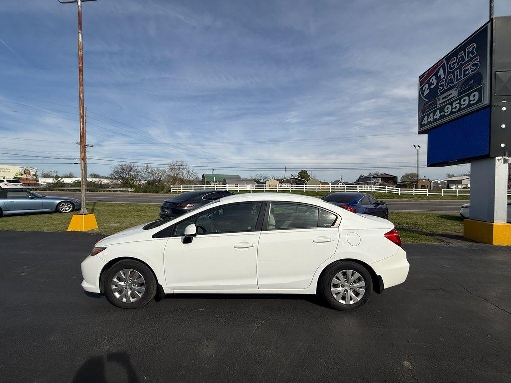 Honda Civic LX Sedan 5-Speed AT 2012