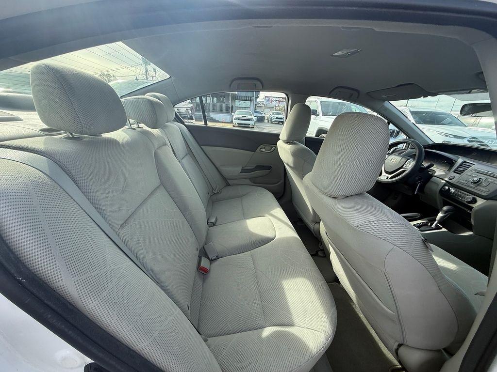 Honda Civic LX Sedan 5-Speed AT 2012