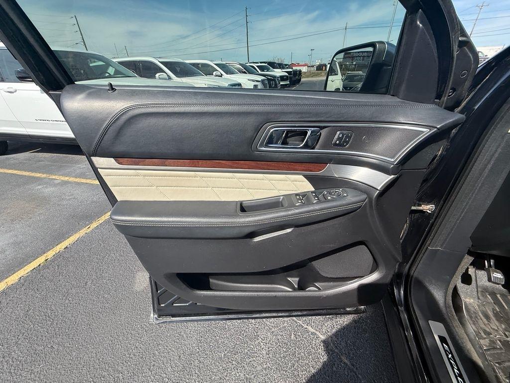 Ford Explorer Platinum AWD 2016