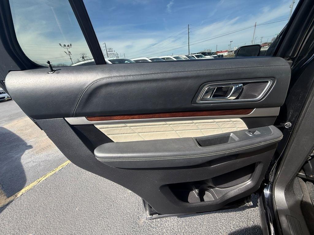 Ford Explorer Platinum AWD 2016