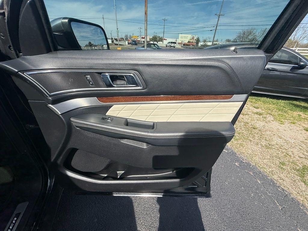 Ford Explorer Platinum AWD 2016