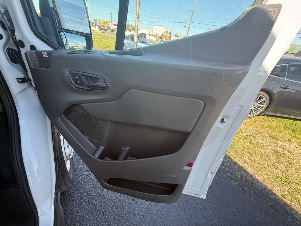 Ford Transit 250 Van Med. Roof w/Sliding Pass. 148-in. WB 2020