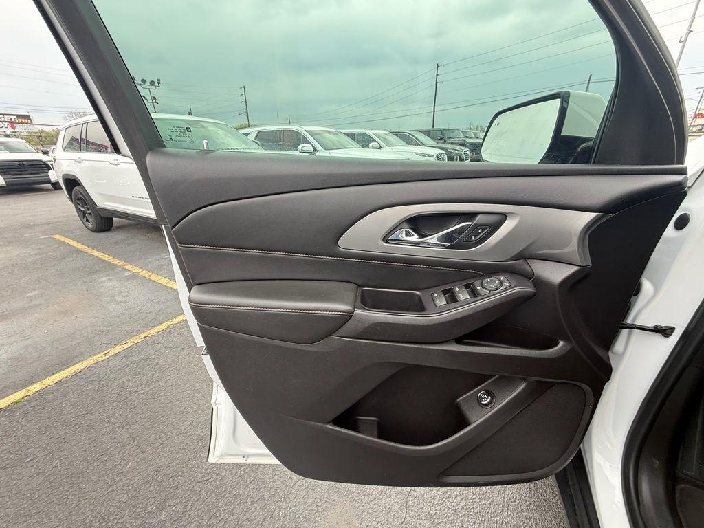 Chevrolet Traverse LT Cloth FWD 2018