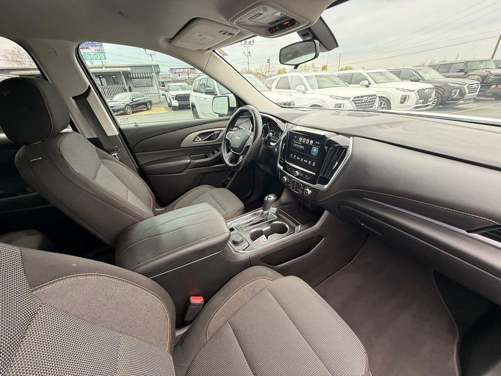 Chevrolet Traverse LT Cloth FWD 2018