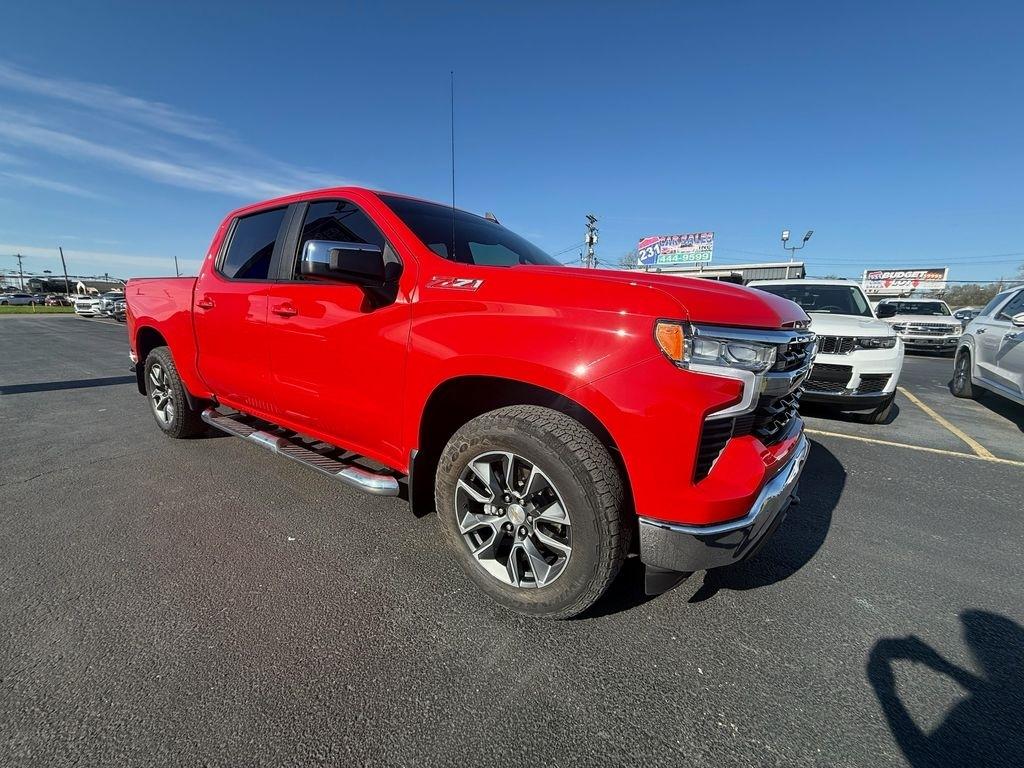 2025 Chevrolet Silverado 1500 LT Crew Cab 4WD