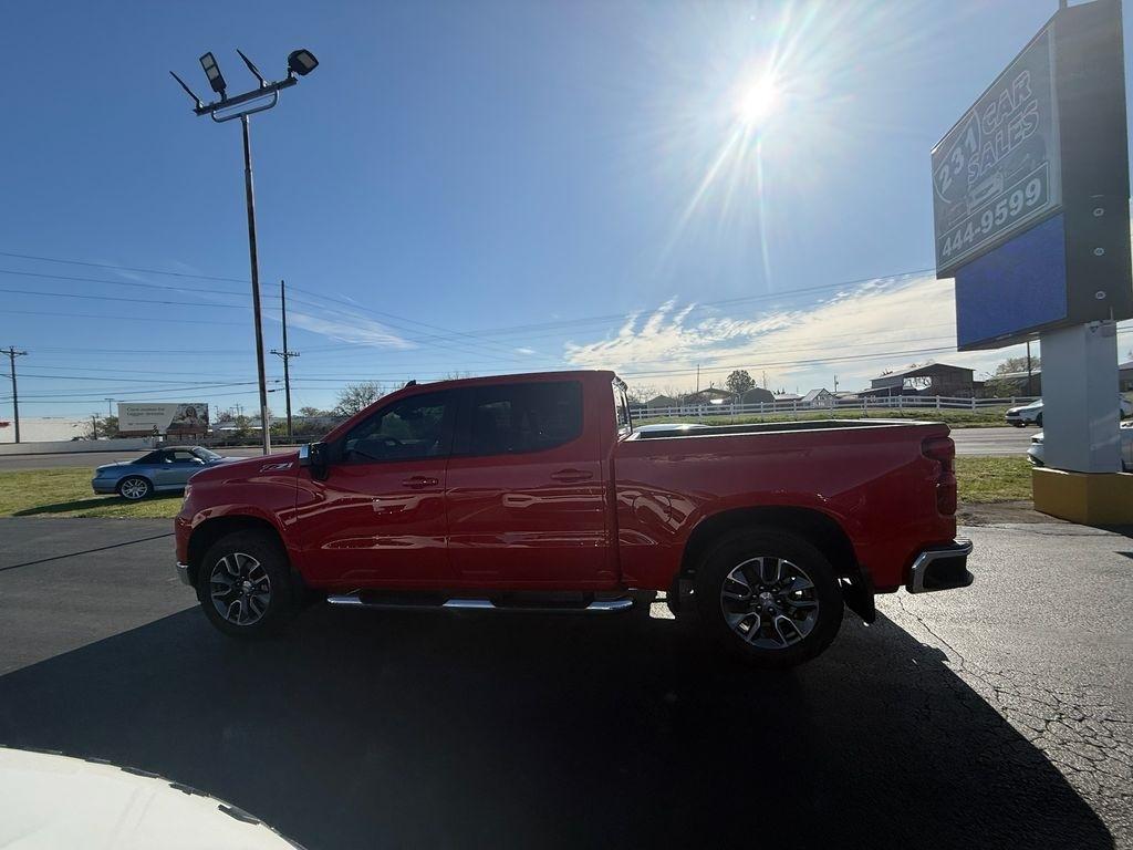 Chevrolet Silverado 1500 LT Crew Cab 4WD 2025