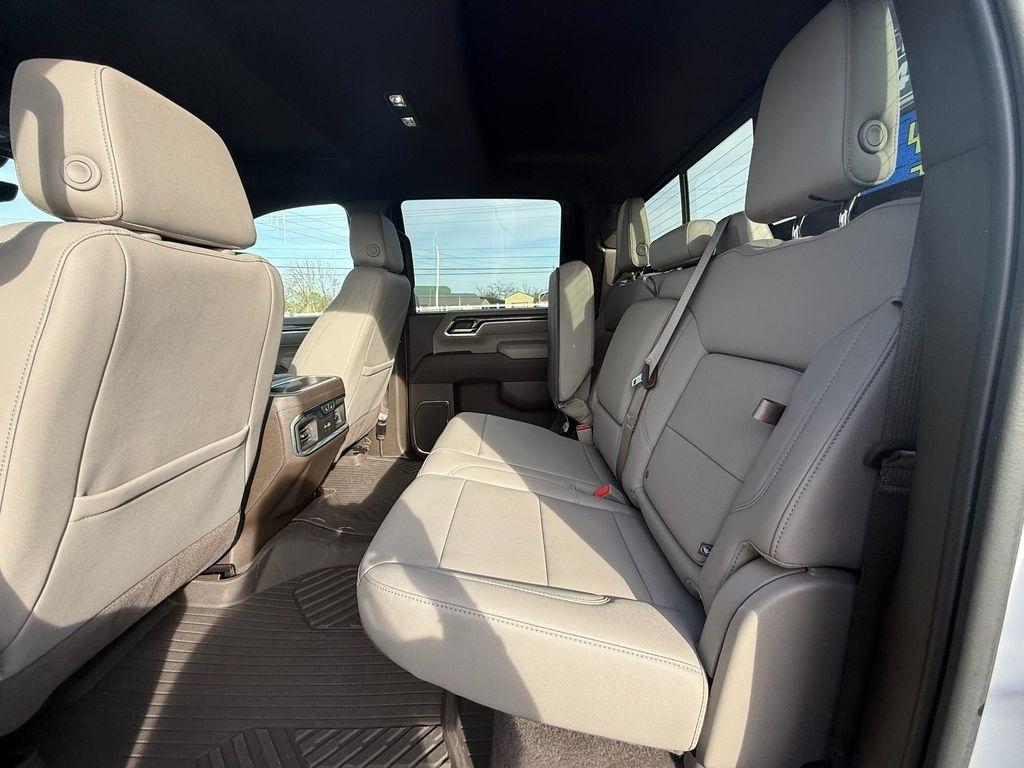 Chevrolet Silverado 2500HD LTZ Crew Cab Long Box 4WD 2024