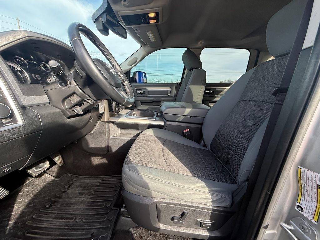 RAM 2500 SLT Crew Cab SWB 4WD 2015