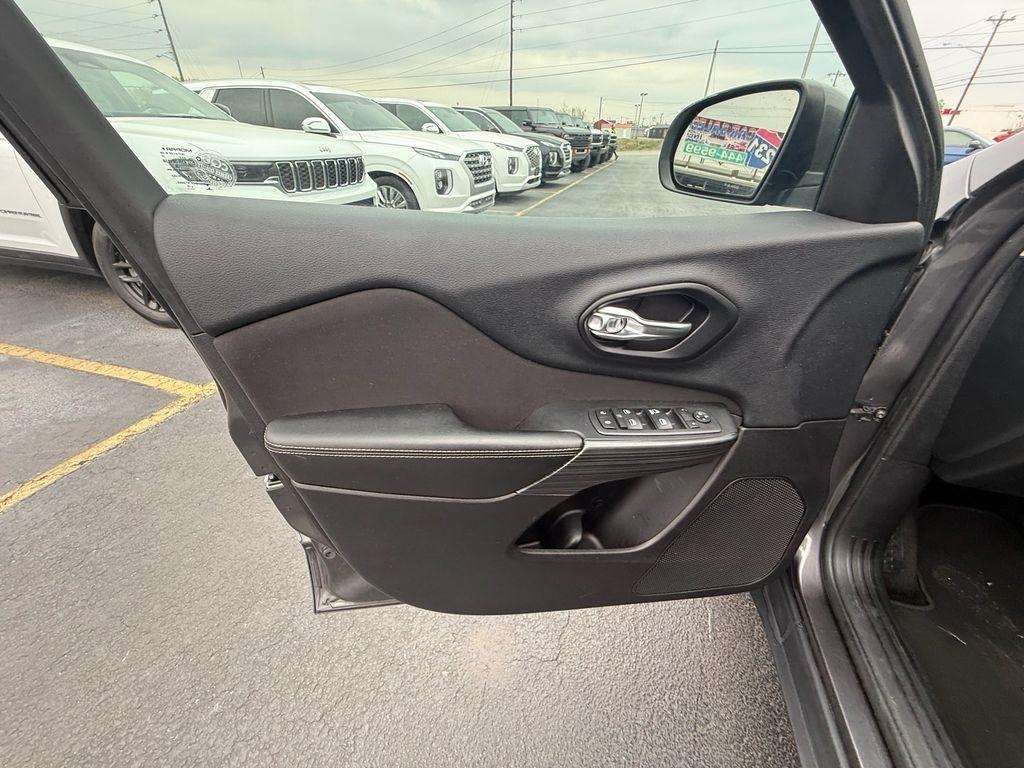 Jeep Cherokee Altitude FWD 2016