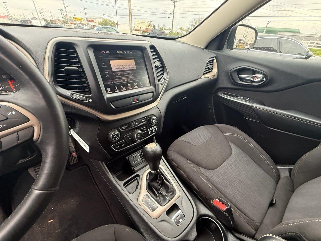 Jeep Cherokee Altitude FWD 2016