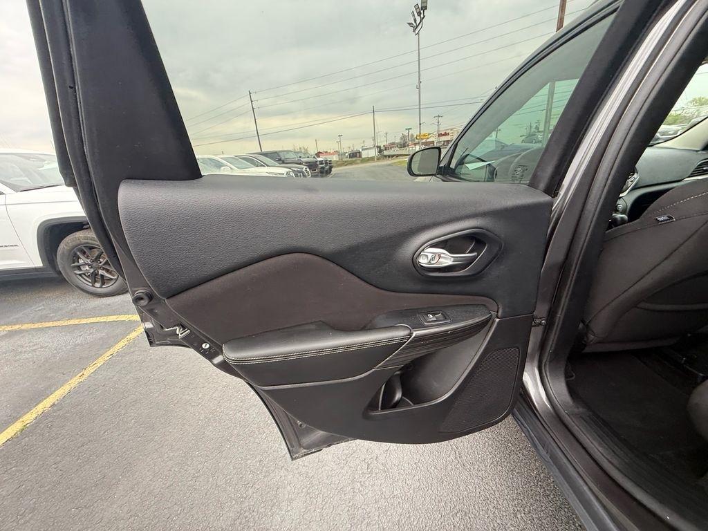 Jeep Cherokee Altitude FWD 2016