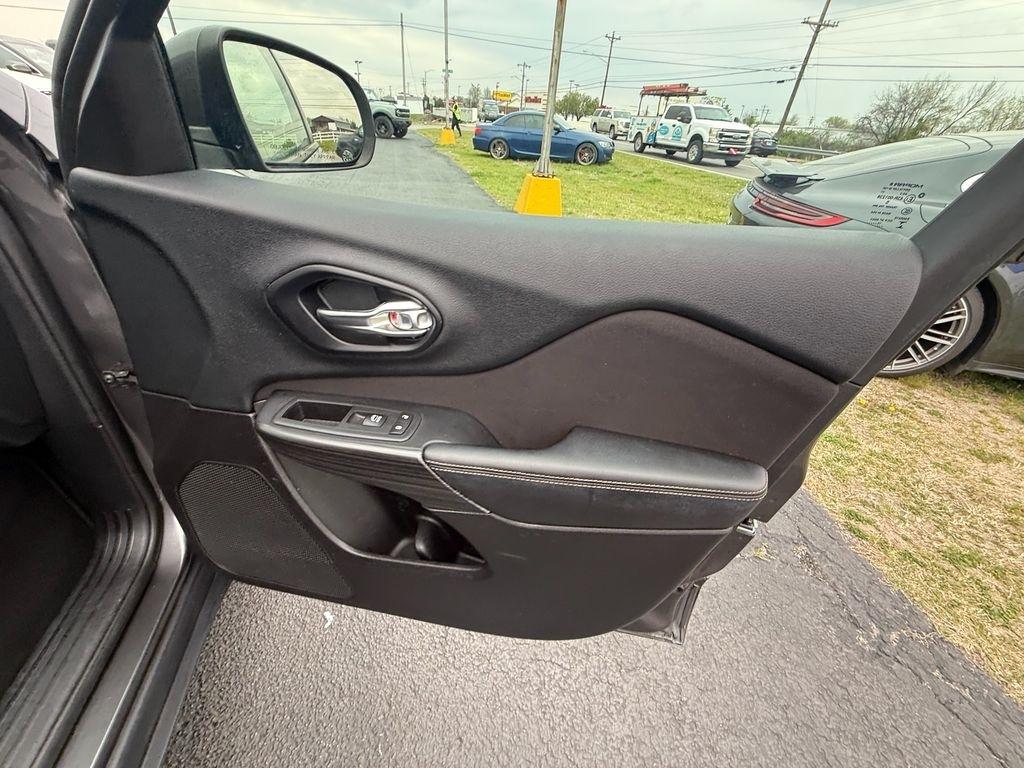 Jeep Cherokee Altitude FWD 2016