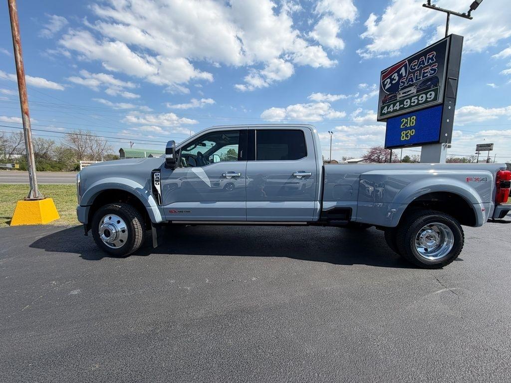 Ford F-450 SD Platinum Crew Cab DRW 4WD 2026