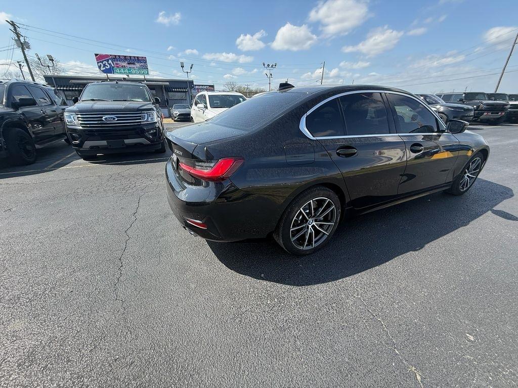 BMW 3-Series 330i xDrive 2022