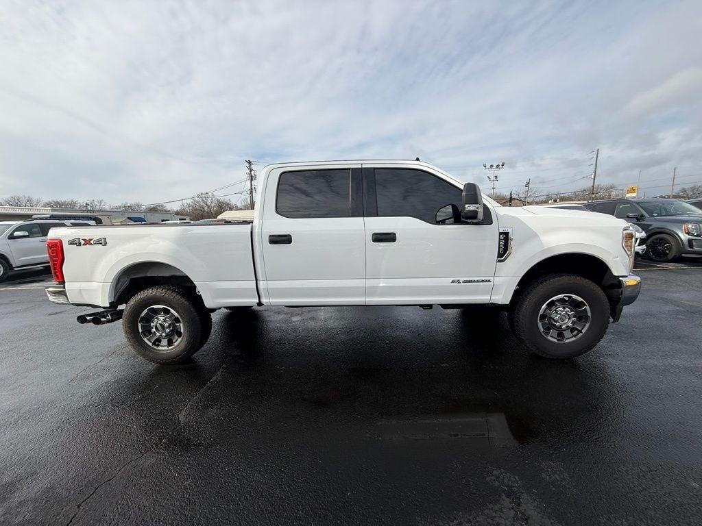 Ford F-250 SD XLT Crew Cab 4WD 2019