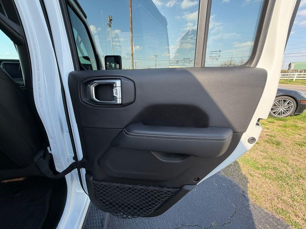 Jeep Wrangler 4xe Unlimited Sahara 2023