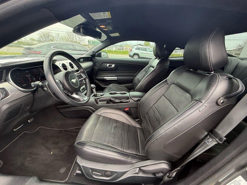 Ford Mustang EcoBoost Premium Coupe 2022