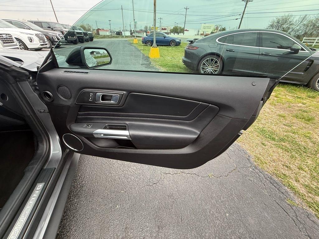 Ford Mustang EcoBoost Premium Coupe 2022