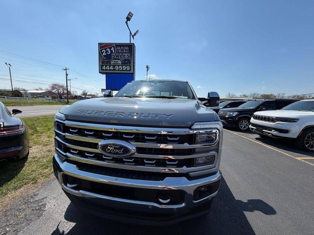 Ford F-250 SD Lariat Crew Cab 4WD 2024