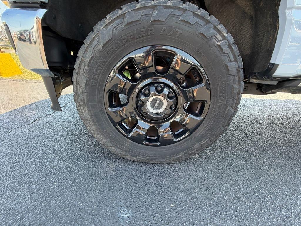 Ford F-250 SD Lariat Crew Cab 4WD 2024