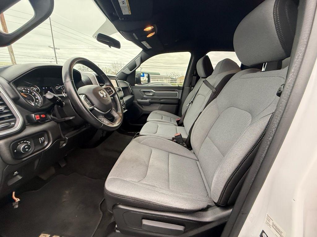 RAM 1500 Big Horn Quad Cab 4WD 2021