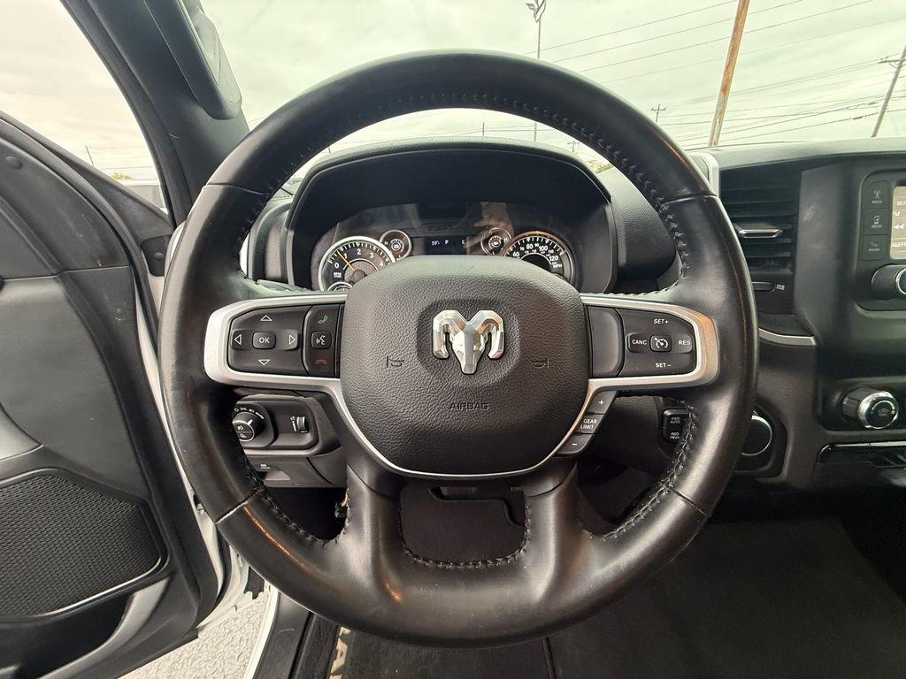 RAM 1500 Big Horn Quad Cab 4WD 2021