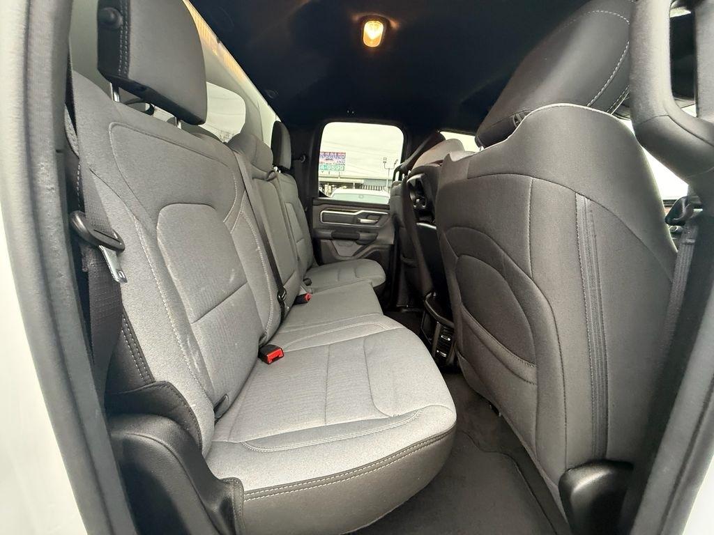 RAM 1500 Big Horn Quad Cab 4WD 2021