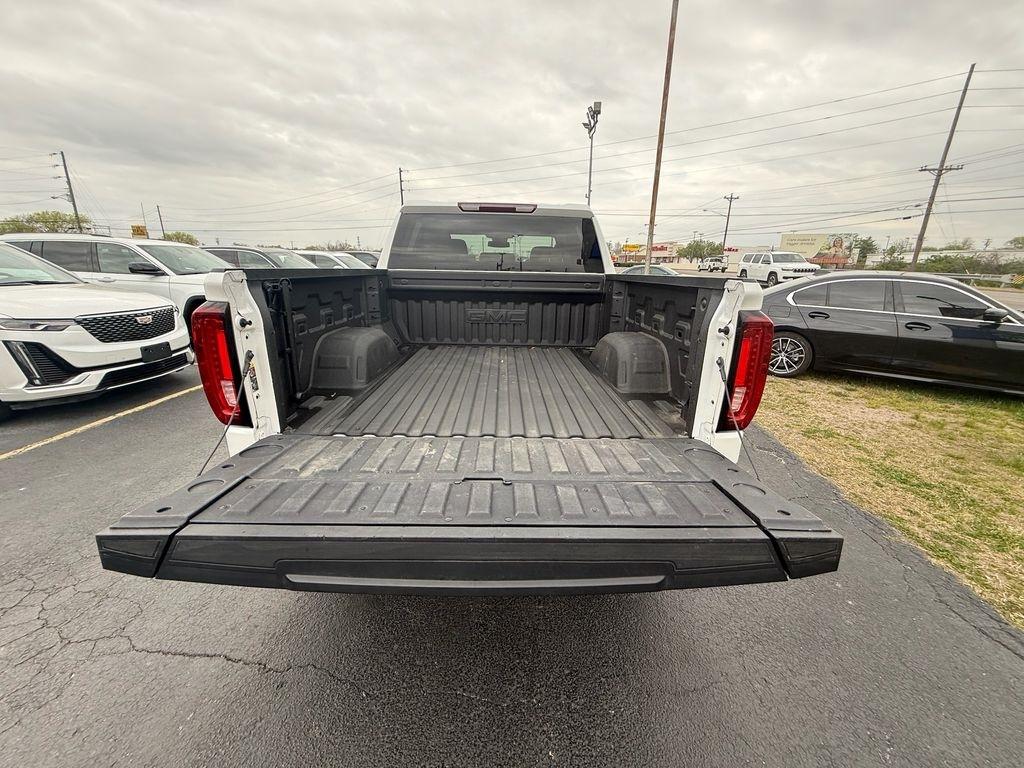 GMC Sierra 1500 SLT Crew Cab 4WD 2023