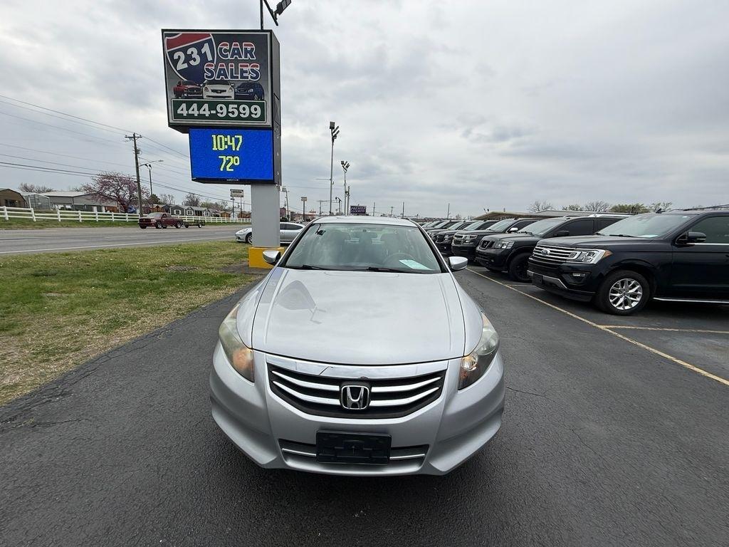 Honda Accord LX sedan AT 2012