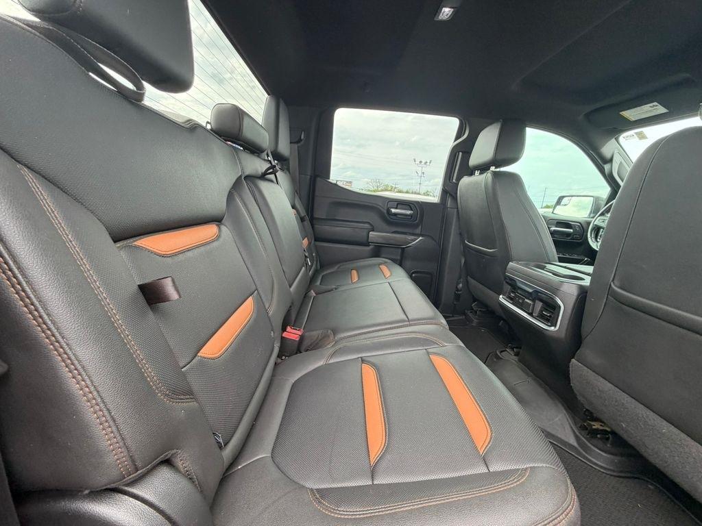 GMC Sierra 1500 AT4 Crew Cab 4WD 2021