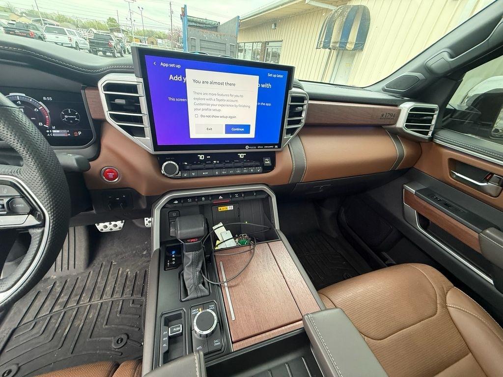Toyota Tundra 1794 CrewMax 4WD 2024