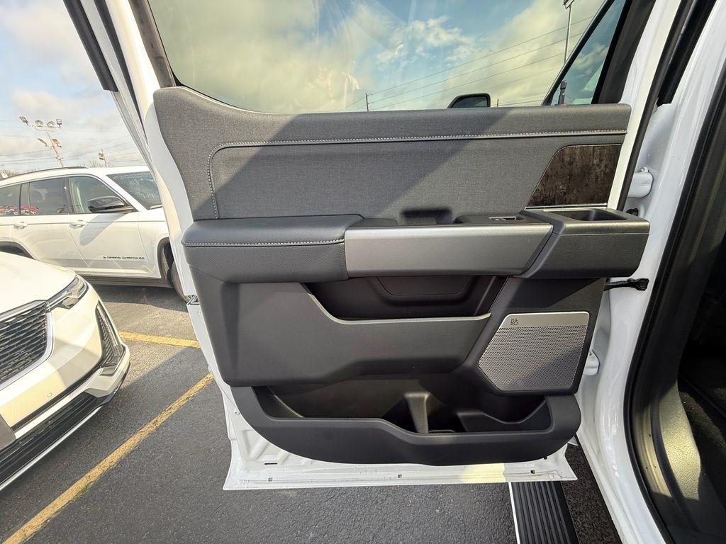 Ford F-450 SD Lariat Crew Cab DRW 4WD 2026