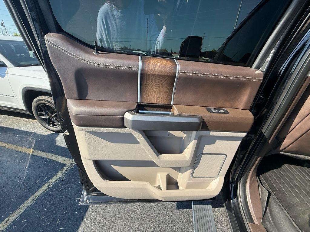 Ford F-250 SD Limited Crew Cab 4WD 2019