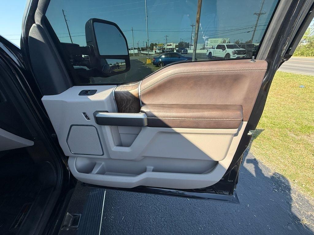 Ford F-250 SD Limited Crew Cab 4WD 2019