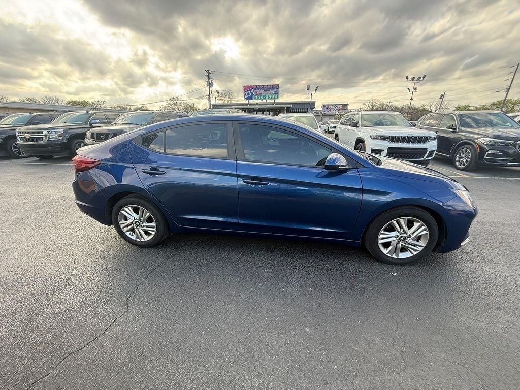 Hyundai Elantra Limited 2019