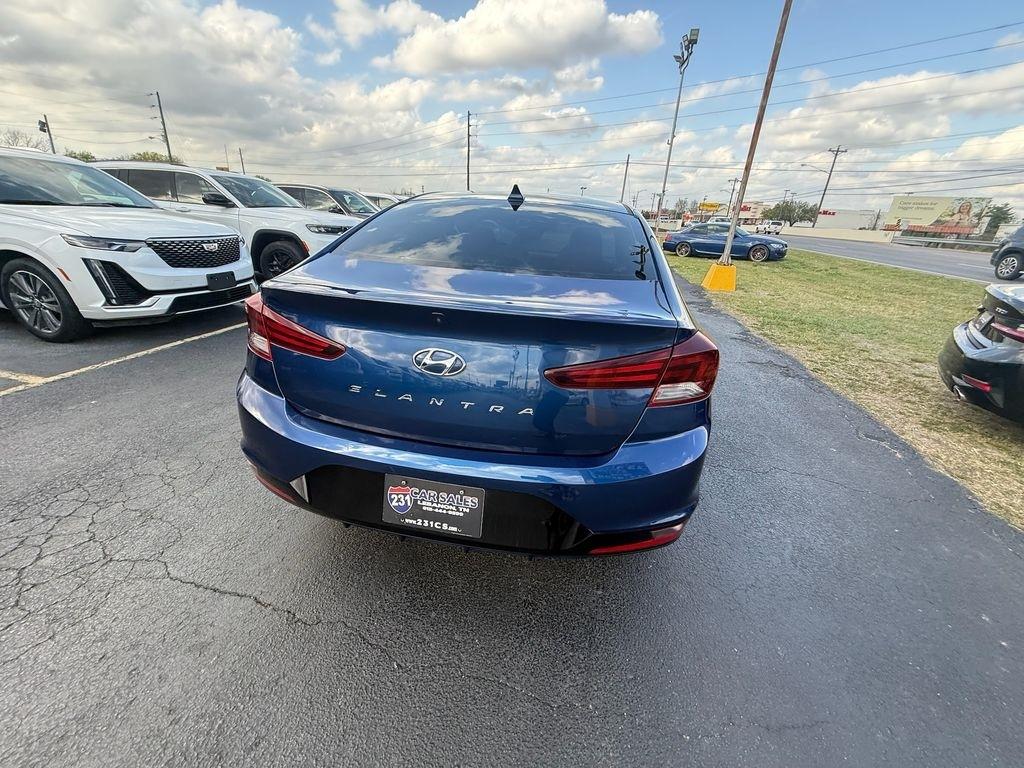Hyundai Elantra Limited 2019