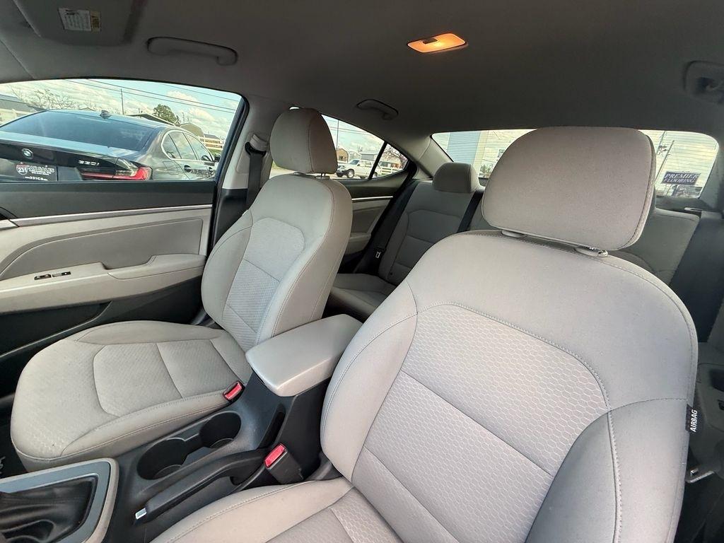 Hyundai Elantra Limited 2019